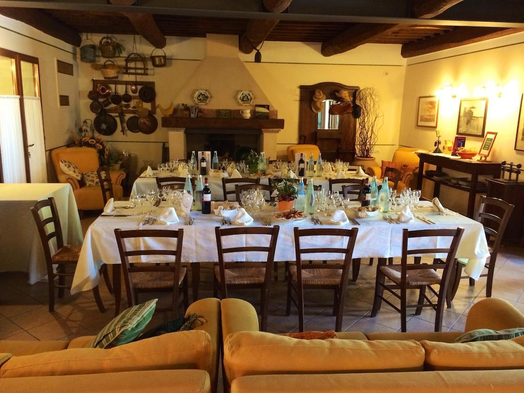 ריספשה Agriturismo Giuncola & Granaiolo מראה חיצוני תמונה